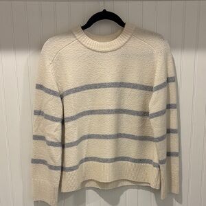 Abercrombie & Fitch Cream and Blue Striped Sweater